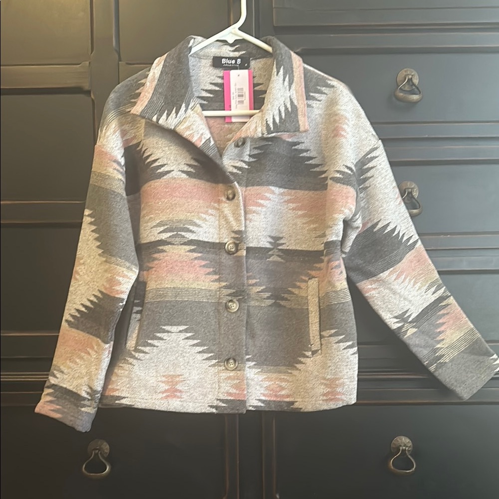 Aztec Western Women's Patterned Jacket - Gray and Pink